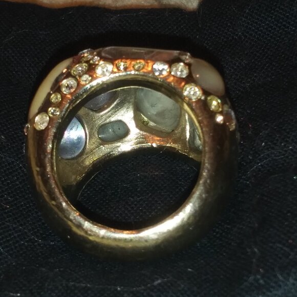 CHANEL Cocktail Resin & Strass Ring- used - Picture 9 of 14